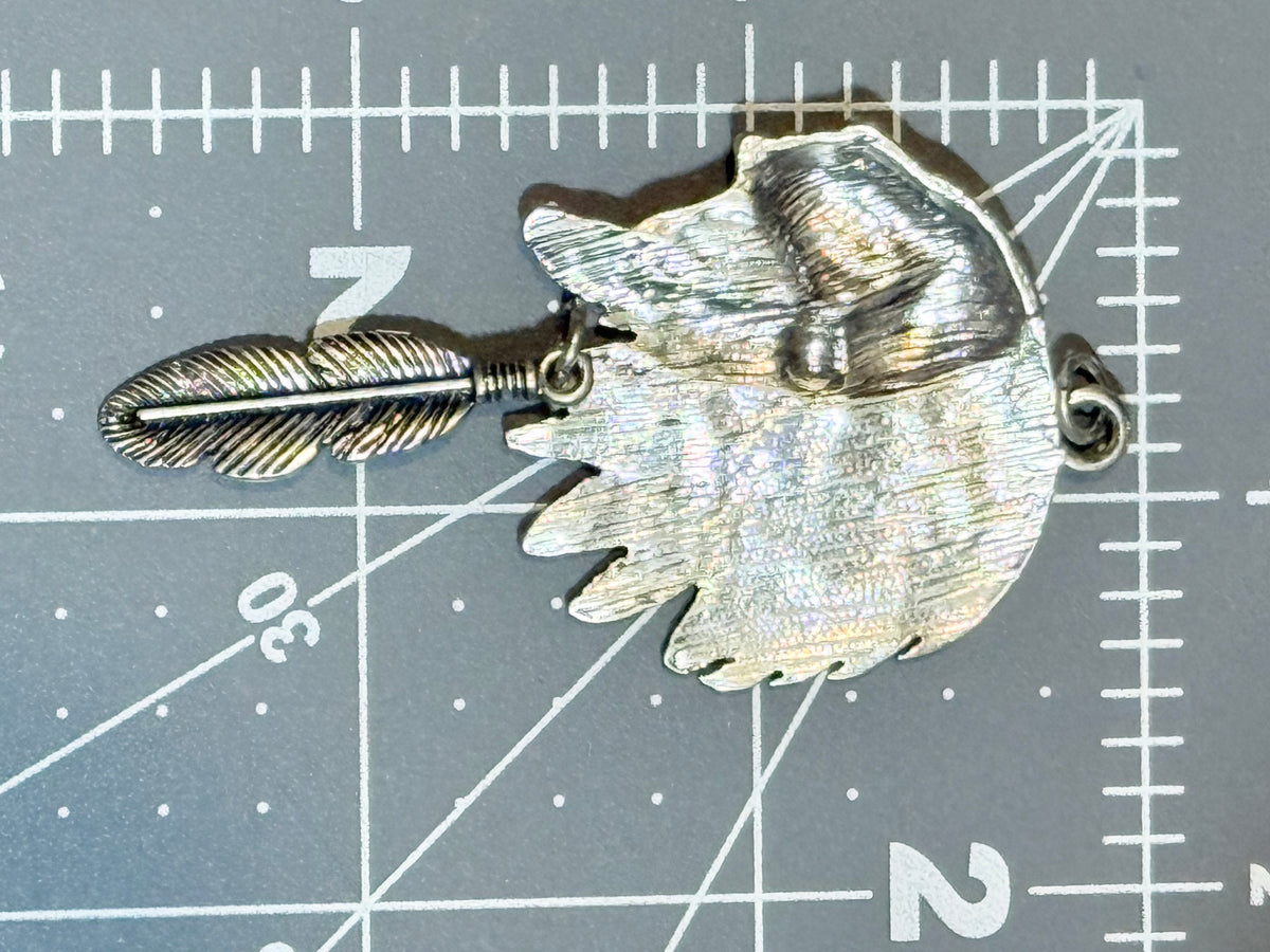 Vintage Native American Chief Head Pendant Dangle Feather Necklace Charm Silver Tone