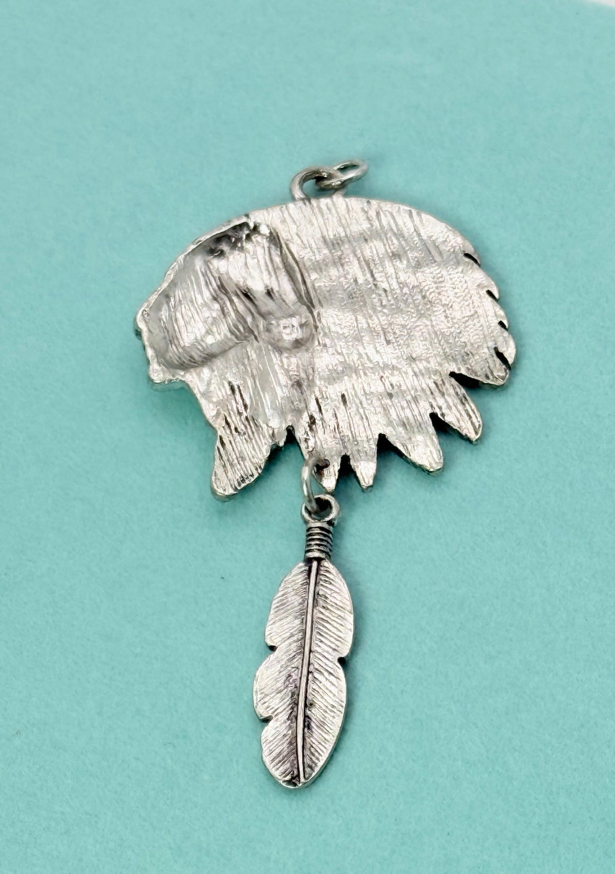 Vintage Native American Chief Head Pendant Dangle Feather Necklace Charm Silver Tone
