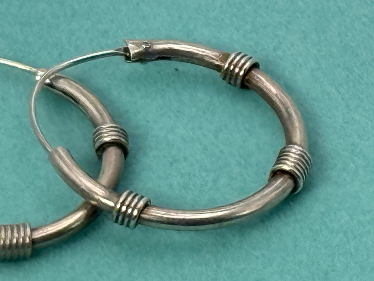 Vintage 925 Sterling Silver Bali Hoop Earrings – Wire Wrap Coil Detail, 1"